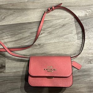 Coach Rose Pink Crossbody Handbag NWOT 7.5”x 5.5”